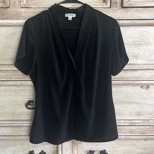 Calvin Klein short-sleeved, lightweight blouse